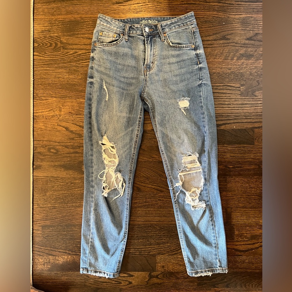 High rise distressed jean